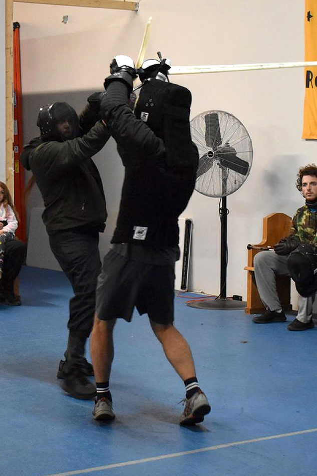 Synthetic longsword sparring